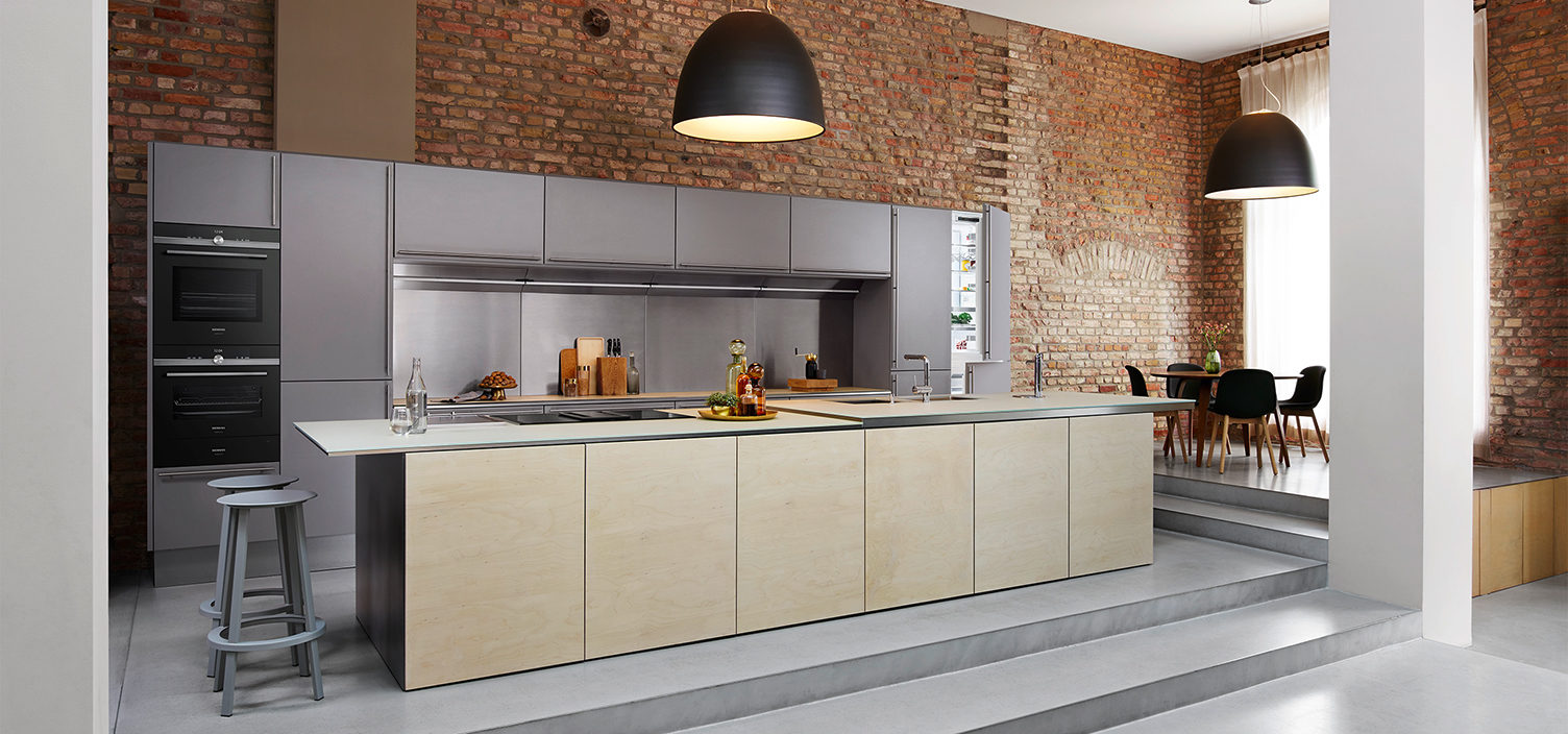Siemens studioLine Kueche in beige und grau
