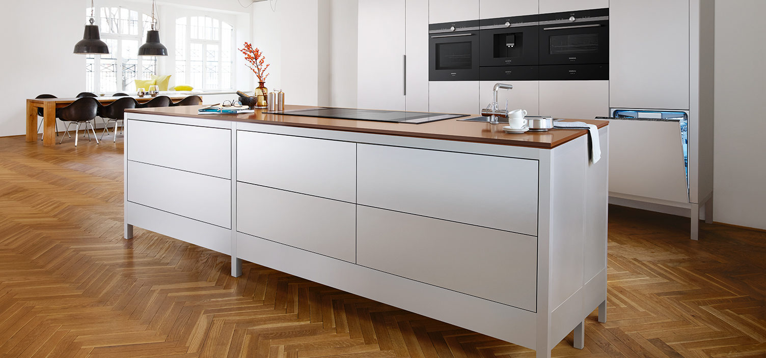 Siemens studioLine Kueche in grau